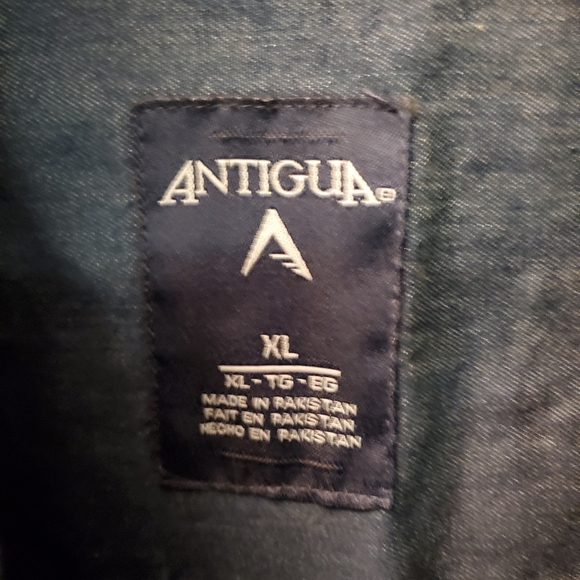 NWT Chicago Blackhawks Antigua Outlook Long Sleeve Button-Up Shirt - Denim - Picture 3 of 4